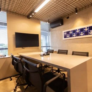 Sala de reunião da Diaz Engenharia